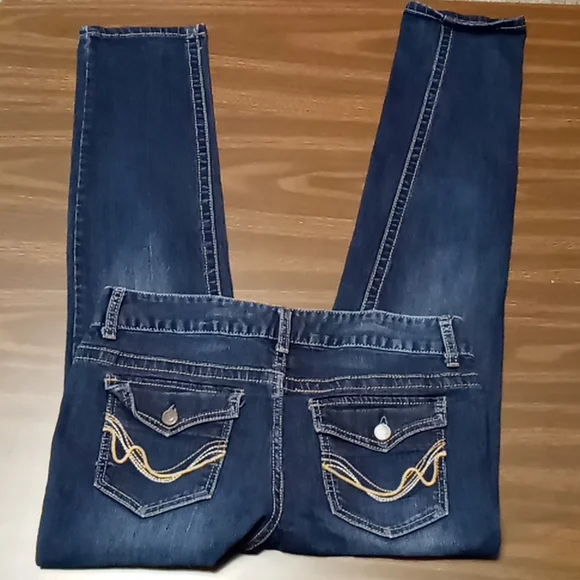 Rue21 Midrise Skinny Size 9/10R - Picture 2 of 3